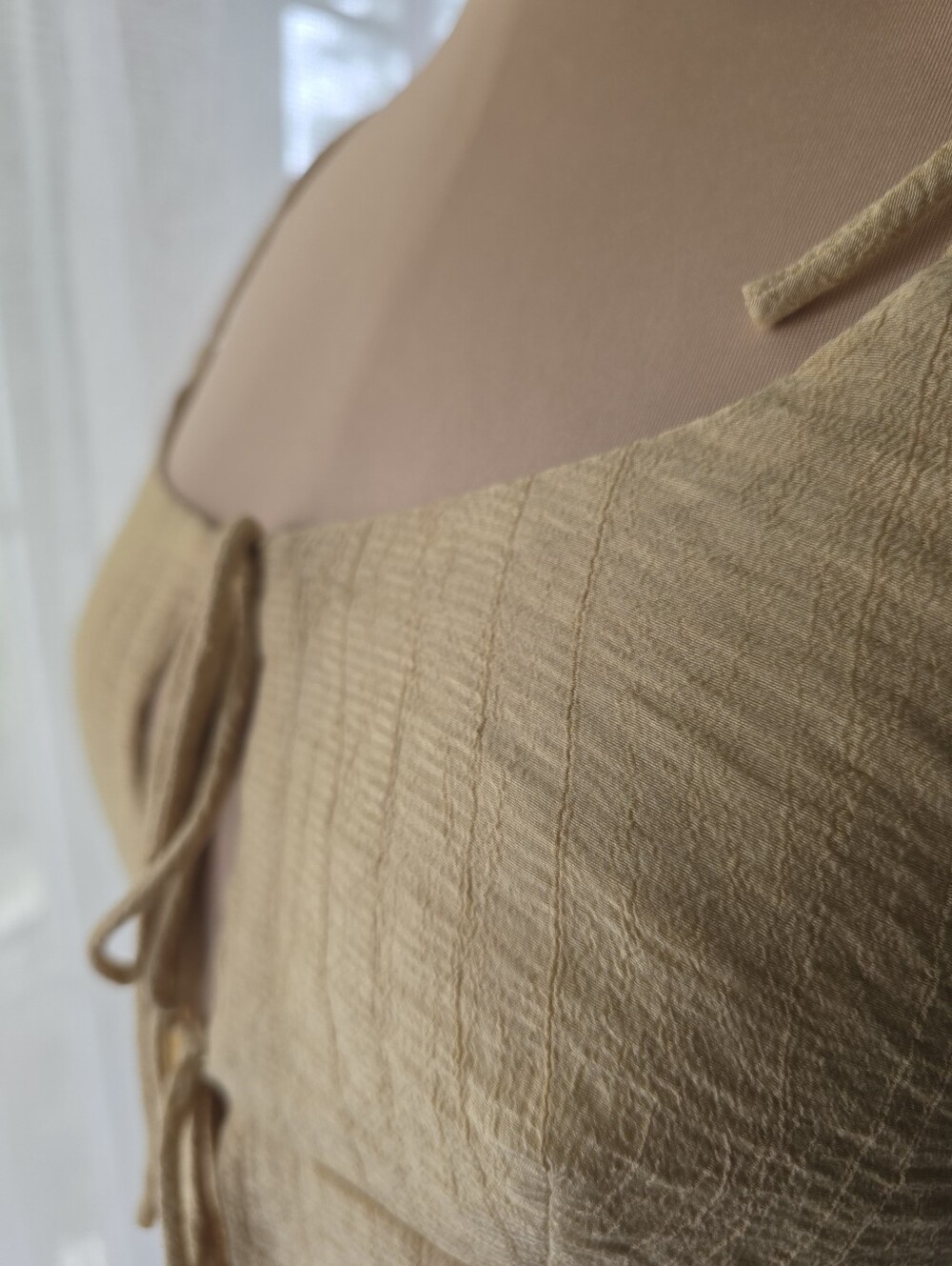 VRG Girl Pale Yellow Tie Front Boho Cami Top - Size Small AU 12 Y2K Baddie Vibes - Picture 3 of 10